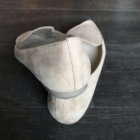 Jones New York 6.5M Nude Flats - Picture 4 of 8